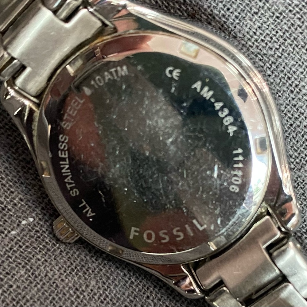 Fossil Watch - Picture 3 of 3